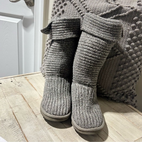 ❤️UGG Classic Shearling Candy SweaterBoots-Sz 6 - Picture 3 of 6